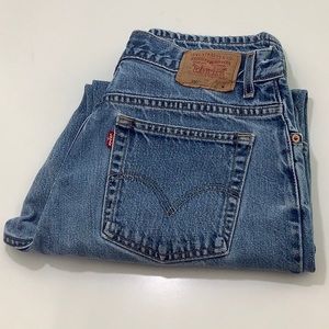 Levi’s vintage 550 classic relaxed tapered leg high rise jeans size 14